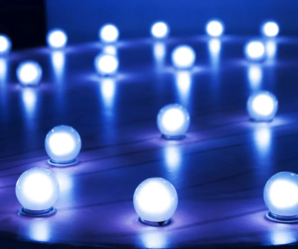 خرید چراغ LED ارزان یا باکیفیت؟ مقایسه فنی و اقتصادی و بررسی کامل مزایا